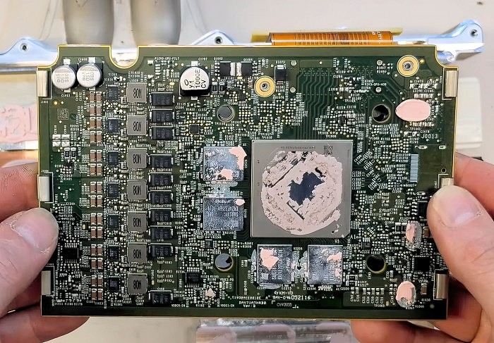 特斯拉AMD计算平台首拆：古老Zen+架构、精简版Navi 23核心 - 3