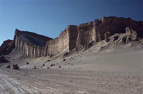 “世界干极”阿塔卡马沙漠罕见八月降雪 厚约15厘米 - 2