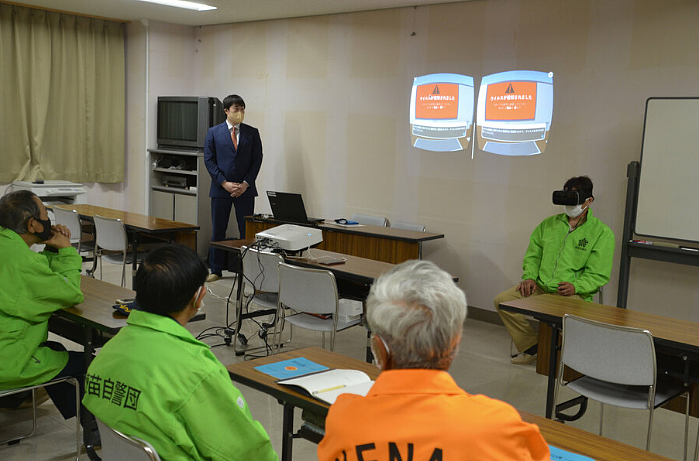 应对网络诈骗新方案 日本警方引入VR视频体验诈骗过程 - 1