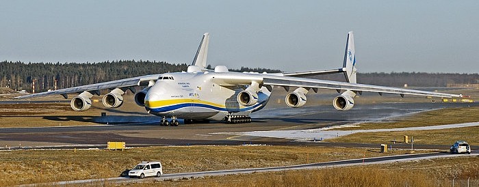 1024px-Antonov_An-225.jpg