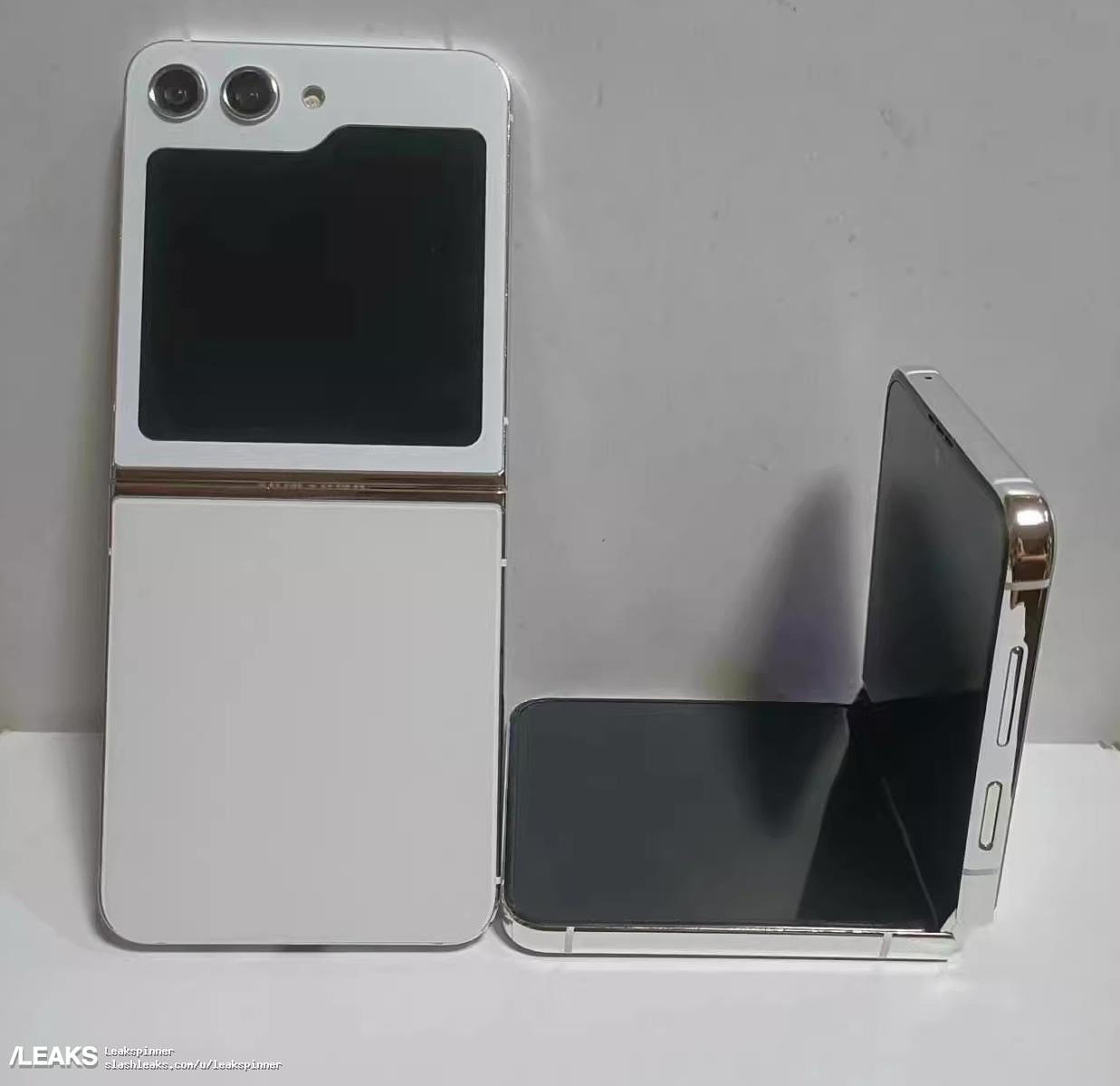 三星 Galaxy Z Flip5 可折叠手机机模曝光 - 1