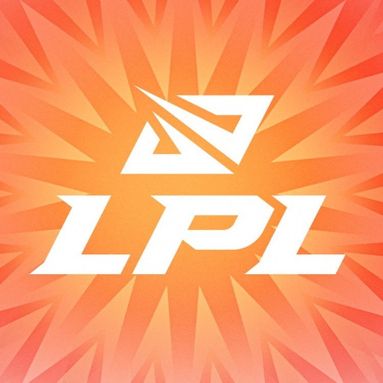 LPL官方：受“烟花”台风影响 明日LPL比赛停赛 - 1