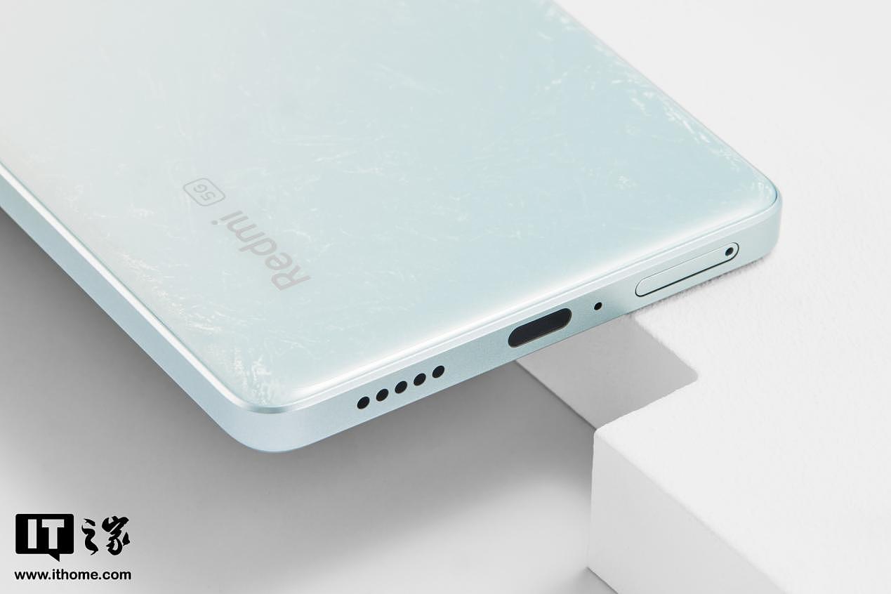 【IT之家开箱】Redmi Note 12 Turbo开箱图赏：手机中的冰系法师 - 3