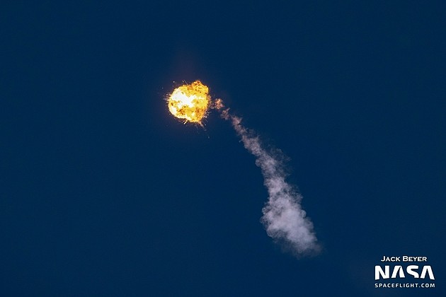 Alpha火箭起飞后1分45秒发生爆炸