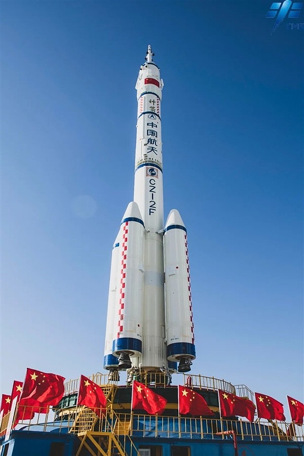 中国空间站新跨越 长征五号B火箭运抵发射场 - 7