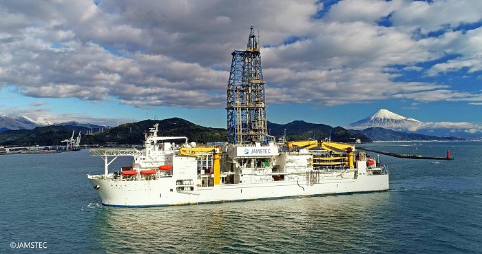 Tina-Treude-Drilling-Ship-2048x1080.jpg