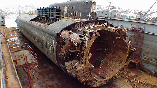 如果核潜艇在水下发生碰撞事故，会不会导致核泄漏？ - 5