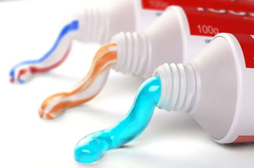 再也不用「挤牙膏」，高露洁换上的「润滑剂」包装，让牙膏从此一滴不剩 - 2
