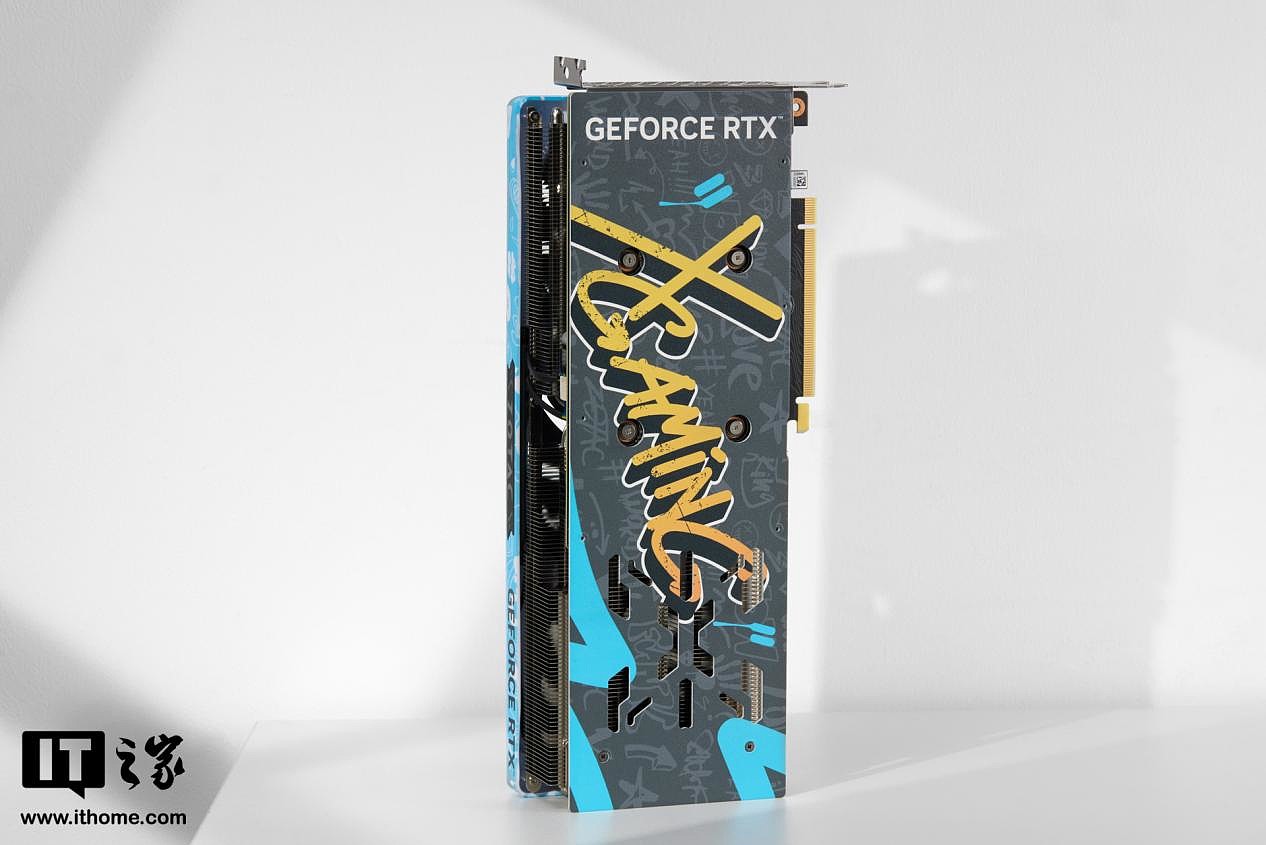 【IT之家评测室】索泰 RTX 4070Ti-12GB X-GAMING OC 评测：嘻哈涂鸦新风格，激进性能强散热 - 5