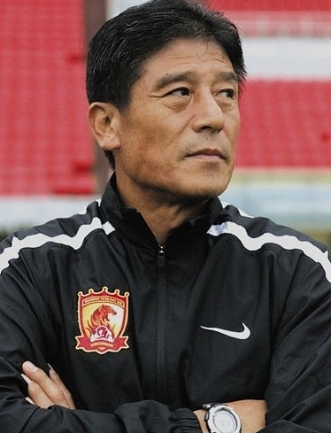 前恒大主帅李章洙最近回中国，和某俱乐部谈下赛季执教可能 - 1