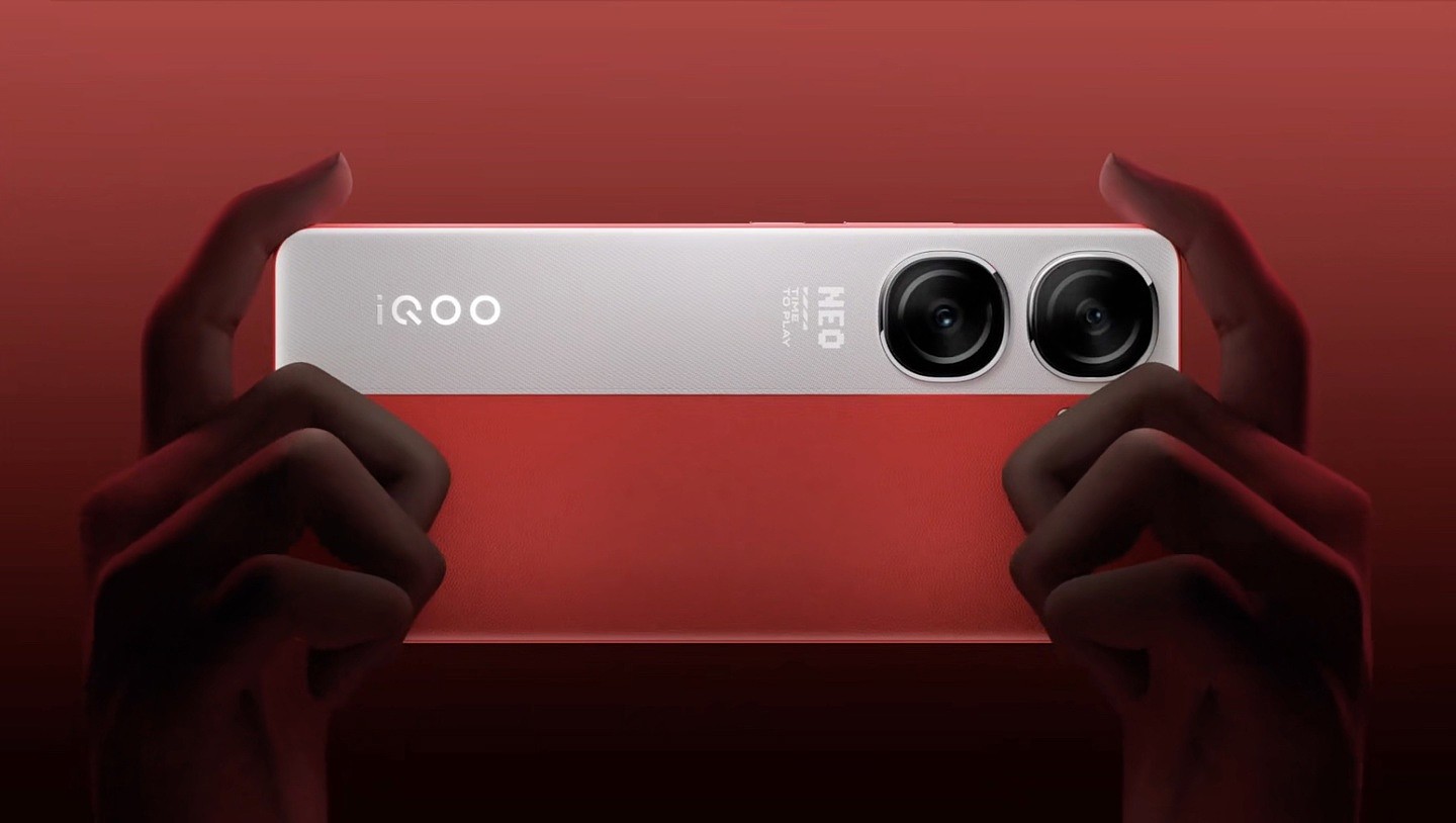 iQOO Neo9 系列手机亮相：1.54mm 边框、三色三种后盖设计、玻璃版“薄至 7.99mm” - 4