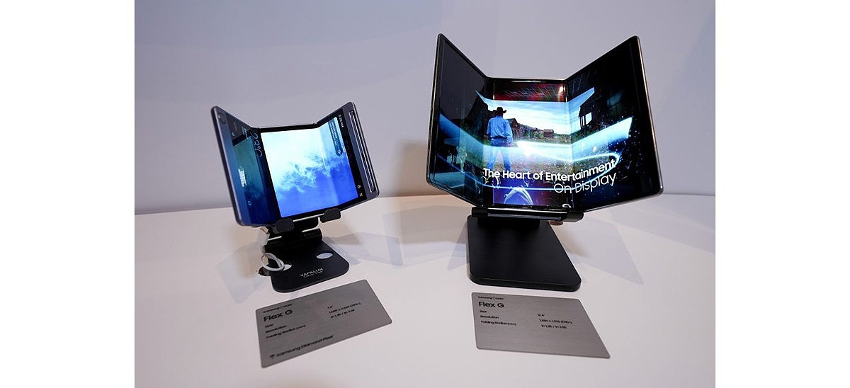 消息称三星今年将推出首款三折-折叠屏手机：秒变大屏幕平板电脑 - 1