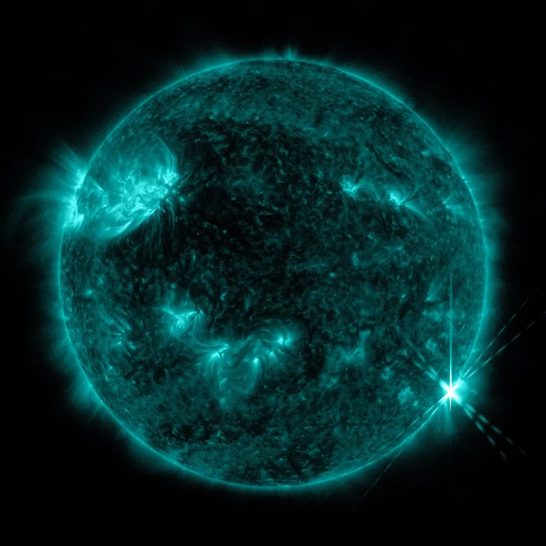 太阳本周爆发了近五年来最强的太阳耀斑 - 1