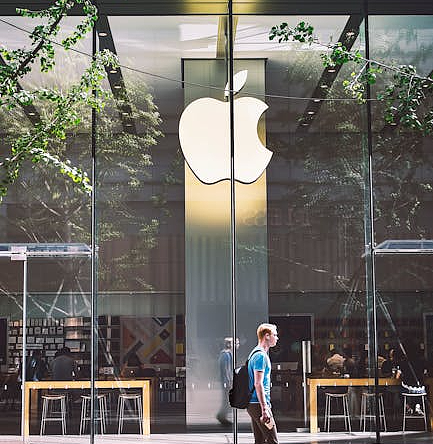 苹果提高 iPhone 16 系列备货目标，富士康提前旺季招工：时薪略高于去年同期 - 1