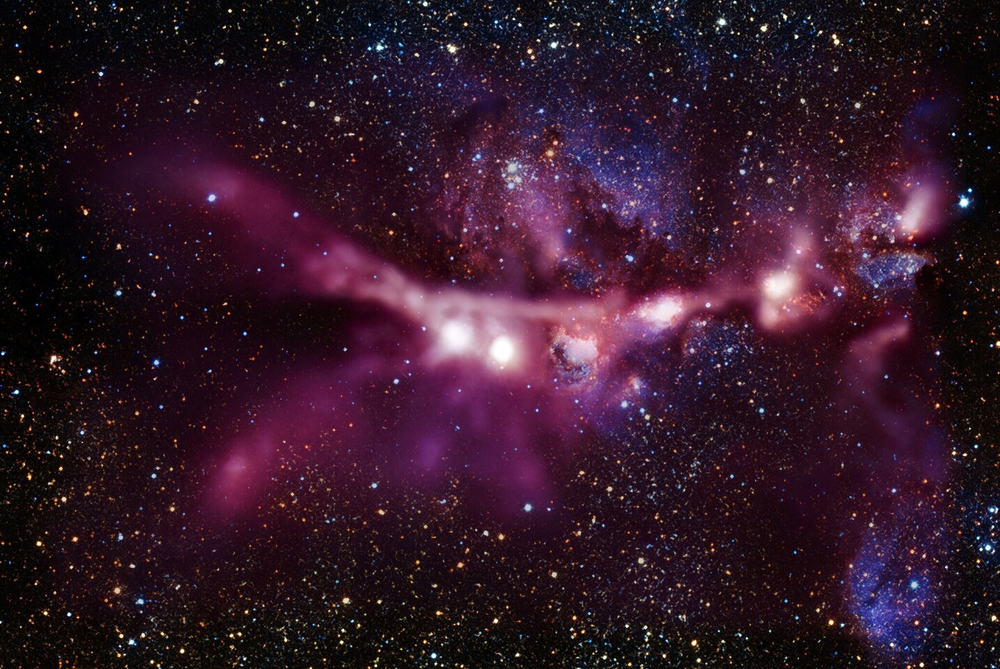 2021年最佳太空照片：从闪亮的星域到雄伟的星云 - 12
