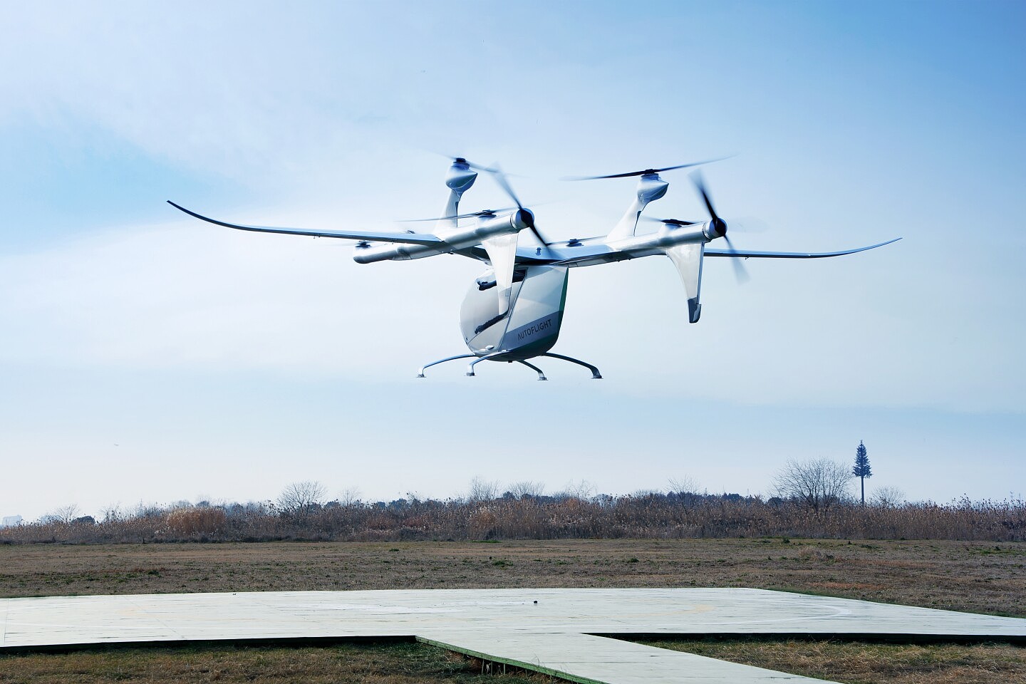 峰飞公布首款载人飞行器 首次eVTOL升空和巡航过渡测试展示 - 8