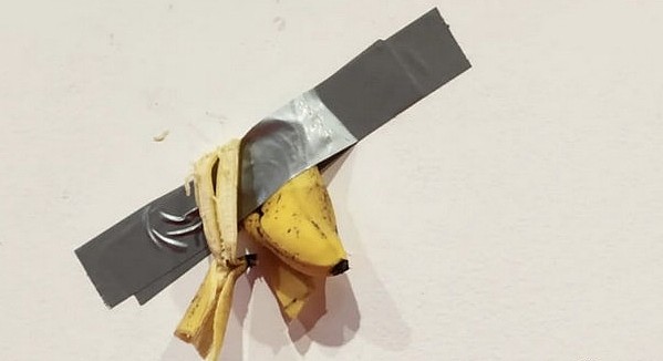 难绷?韩国大学生吃掉价值12万美元香蕉艺术展品：我肚子饿了 - 2
