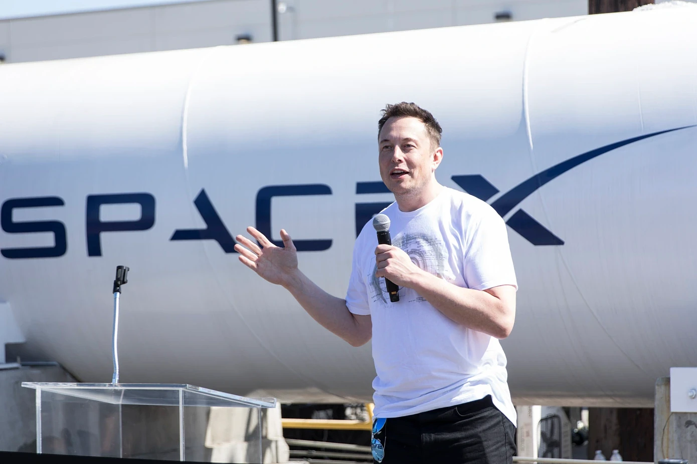 马斯克遭员工公开信谴责 消息称SpaceX已将相关员工解雇 - 1