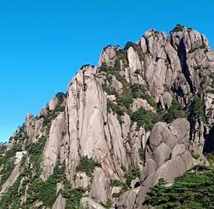 探寻神秘的五岳：中国五大名山的传奇故事 - 1