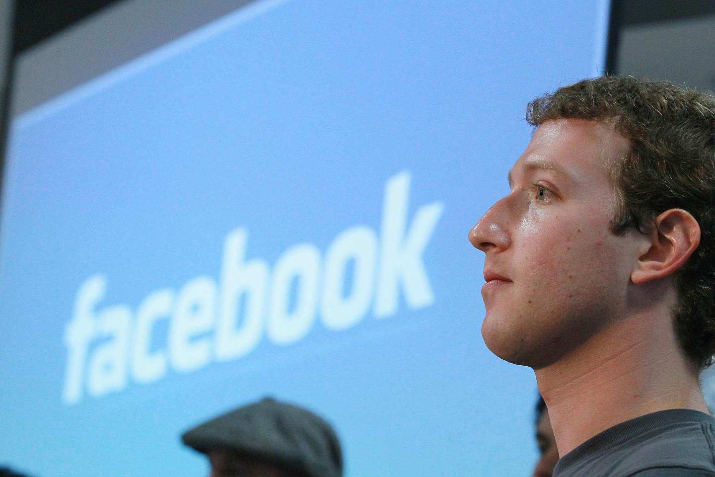 Facebook八年卫星梦碎，“接盘侠”亚马逊能否实现扎克伯格的未竟理想？ - 1