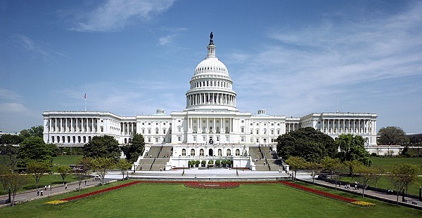 美国国会议员敦促参议院对大型科技公司的反垄断立法进行表决 - 1