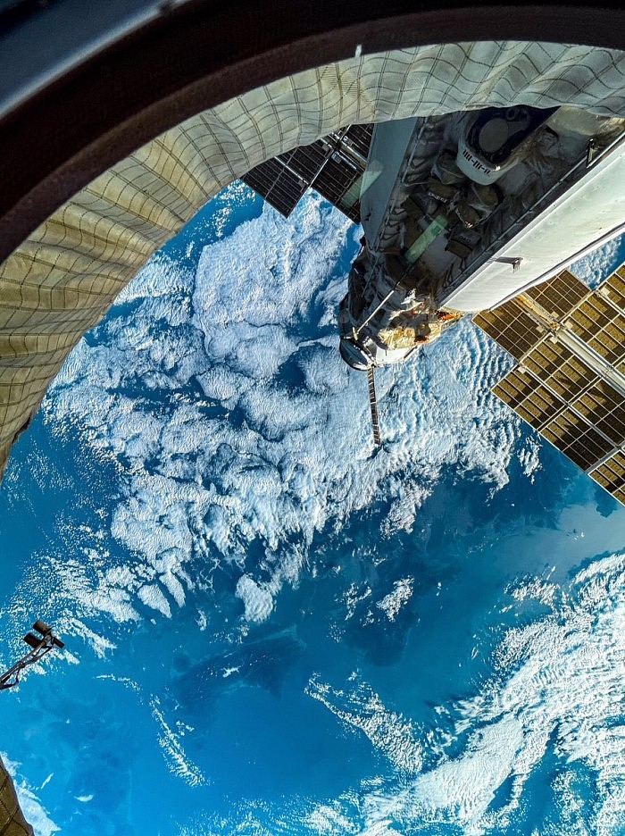 [图]日本富豪前泽友作的太空感悟：地球比照片上美丽100倍 - 3