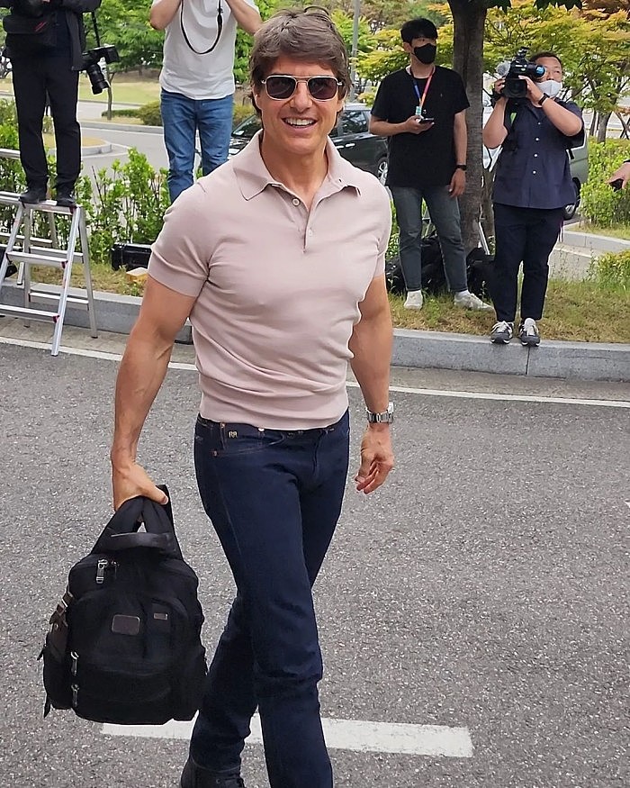 汤姆·克鲁斯飞抵韩国为《壮志凌云2》做宣传 全球范围内已获8.063亿美元票房 - 4
