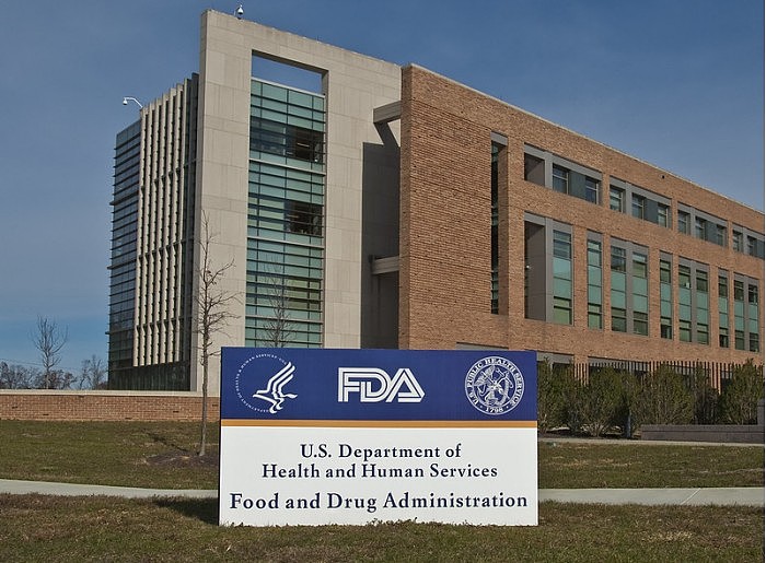 美FDA专家组建议为65岁以上及脆弱人群提供莫德纳加强针 - 1