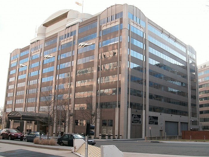 美国联邦通信委员会将着手解决公寓和办公大楼的ISP垄断现状 - 1