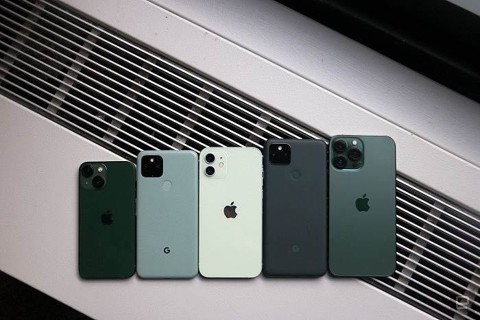 iPhone 13全新苍岭绿和绿色真机上手 - 6