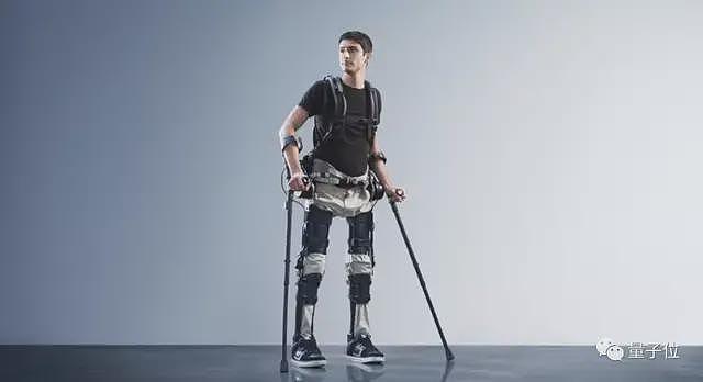 瘫痪小姐姐“自主”行走视频火了 曾借助轮椅完成舞蹈表演 - 9