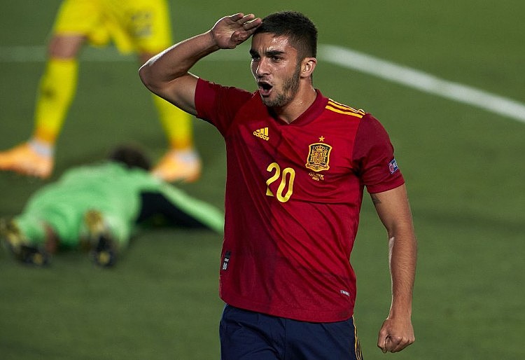 世体：费兰-托雷斯为西班牙22场进12球，领先同期比利亚