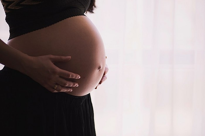 NIH研究：COVID-19增加了妊娠并发症的风险 - 1