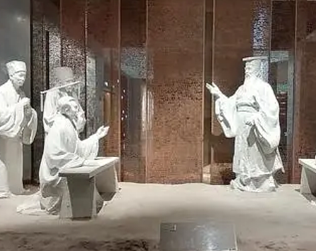 孔子博物馆的三圣像：传承千年的文化瑰宝 - 1