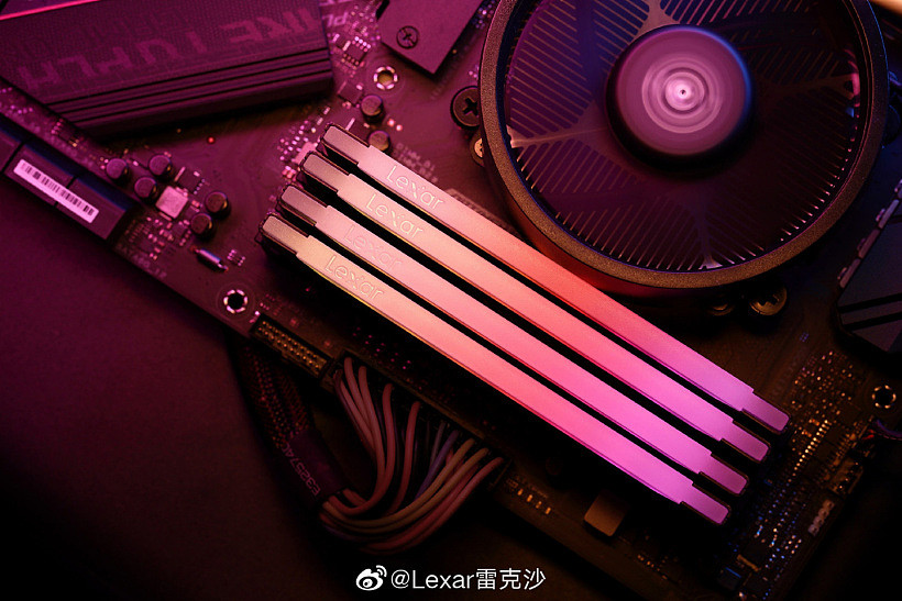 雷克沙冥王之刃 HADES DDR4 内存新增 3866/4000 MHz 版本，上限更高 - 2