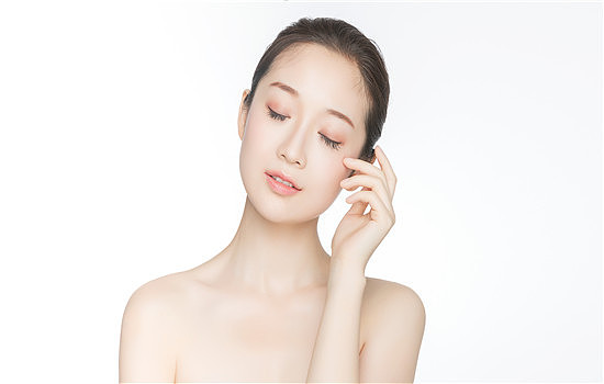 警惕卸妆误区肌肤越来越差 频繁使用卸妆油 - 1