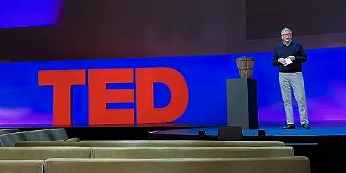 比尔·盖茨在TED谈论最后一次大流行 - 3