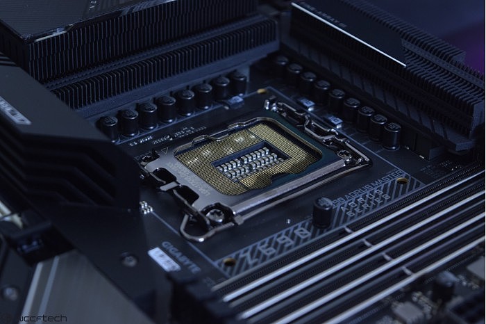 英特尔Z690主板溢价剖析：LGA-17xx CPU插槽成本竟是LGA-12xx四倍 - 1
