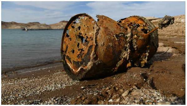 美国最大水库因大旱干涸而发现多具湖底藏尸 - 4