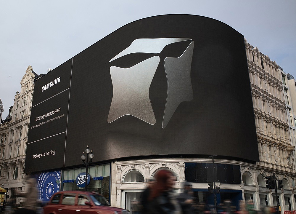 三星在全球各大城市竖起广告牌，预热 Galaxy S24 系列 AI 手机 - 1