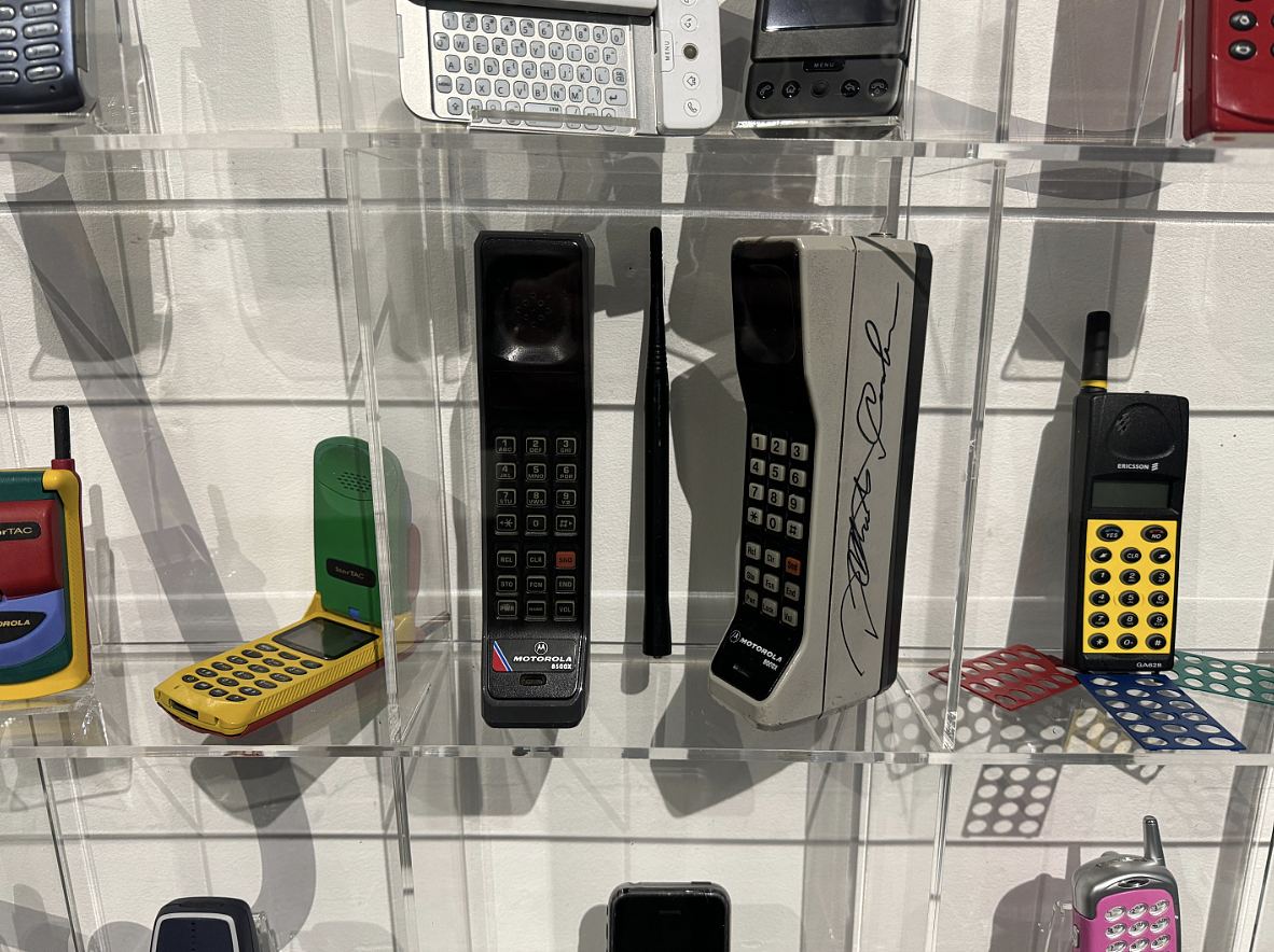 全球通信博物馆推出“Going Mobile”展览：展出 2700 多台设备，含 364 台诺基亚手机 - 2