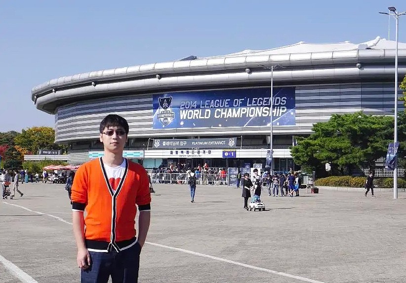王多多分享自己投身电竞的故事：请假去韩国看S4世界赛被领导批评 - 1