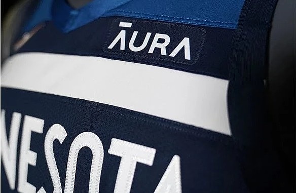 美媒：森林狼与数字安全供应商Aura达成一份多年球衣广告合同 - 2