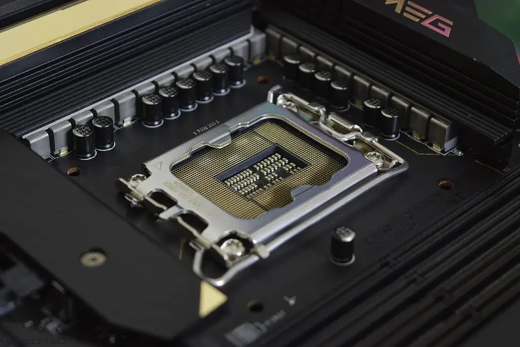 英特尔第14/15代CPU将采用LGA 2251全新插座：多751个引脚 - 1