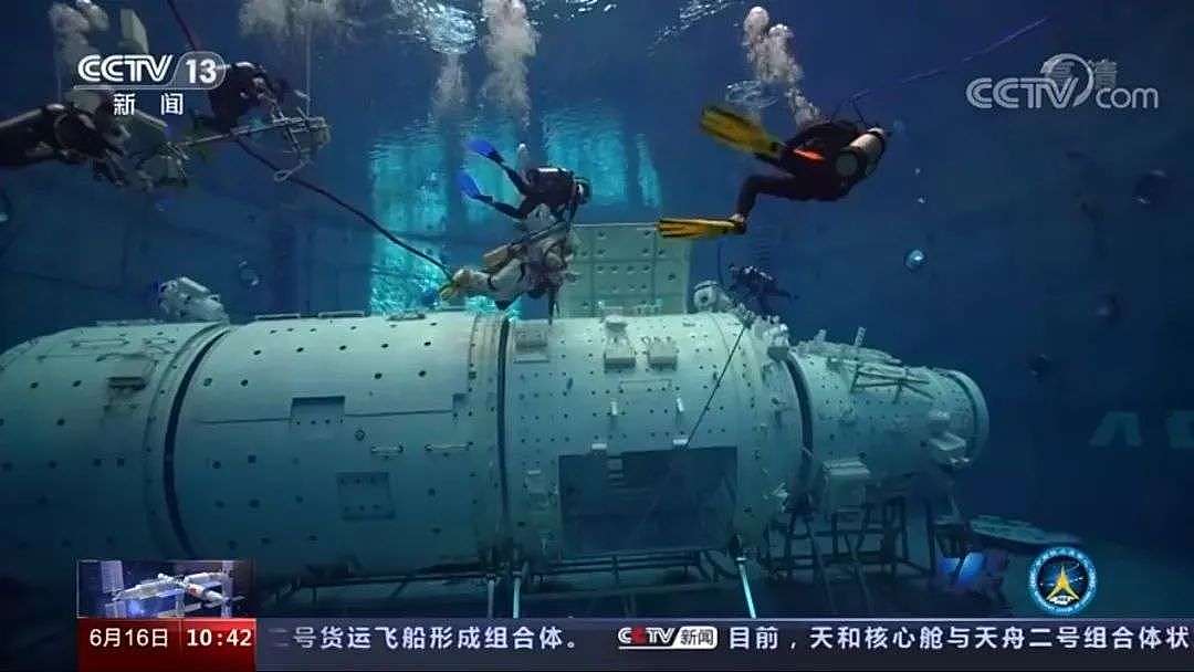 神舟十二号发射成功，中国航天员再征太空 - 21