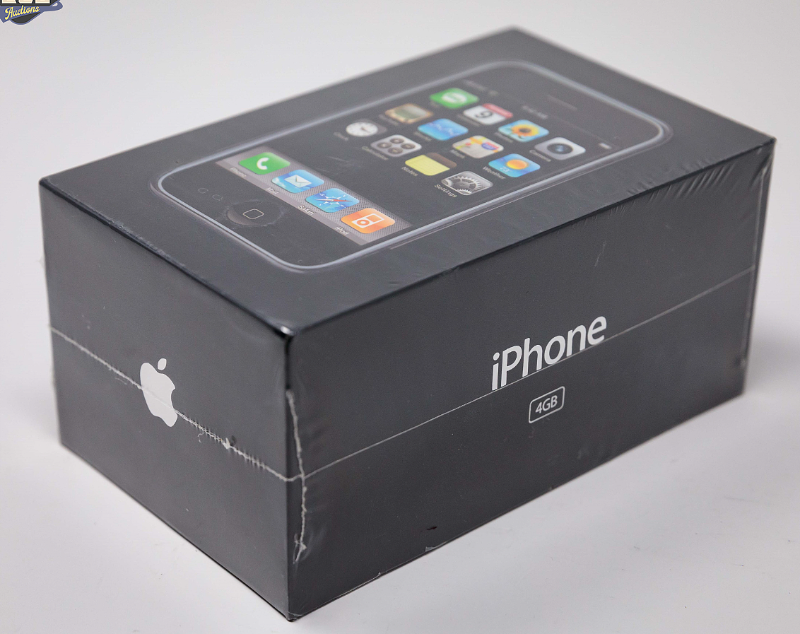 初代未拆封 4GB 版苹果 iPhone 收藏热度不减，拍出 13 万美元高价 - 1