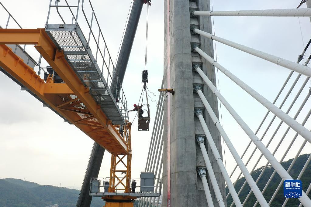 新建福厦铁路太城溪特大桥不平衡转体斜拉桥合龙 - 4