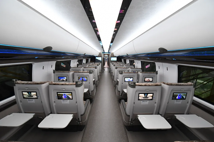 柔宇科技与中车建立合作关系 为高速磁悬浮列车提供影音系统 - 2