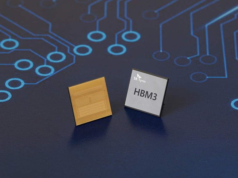 HBM3 芯片实拍，底部有密集的点阵