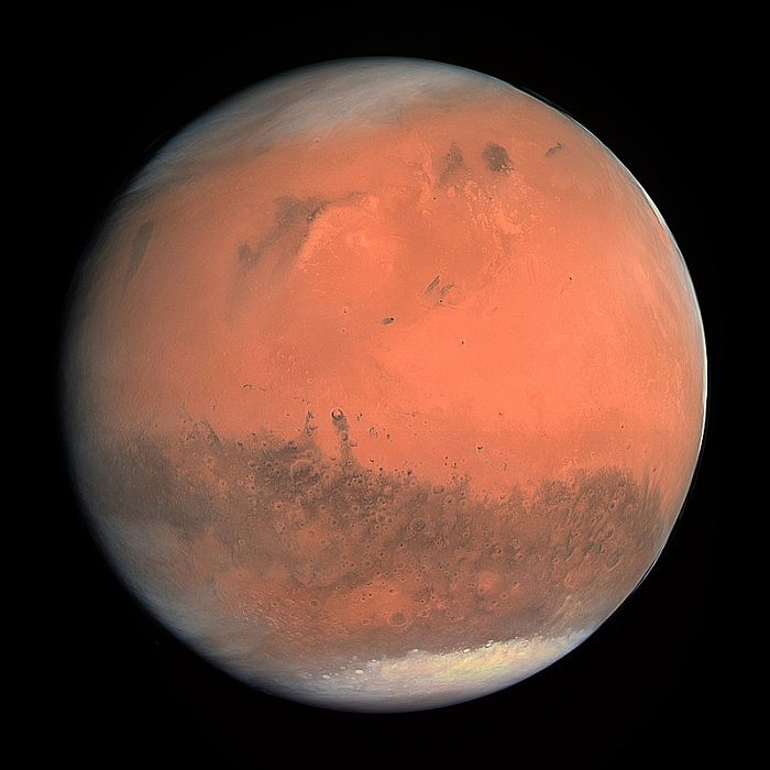 800px-OSIRIS_Mars_true_color.jpg